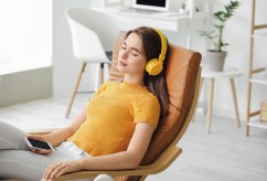 The Benefits of Investing in Noise-Cancelling Headphones for Travelers